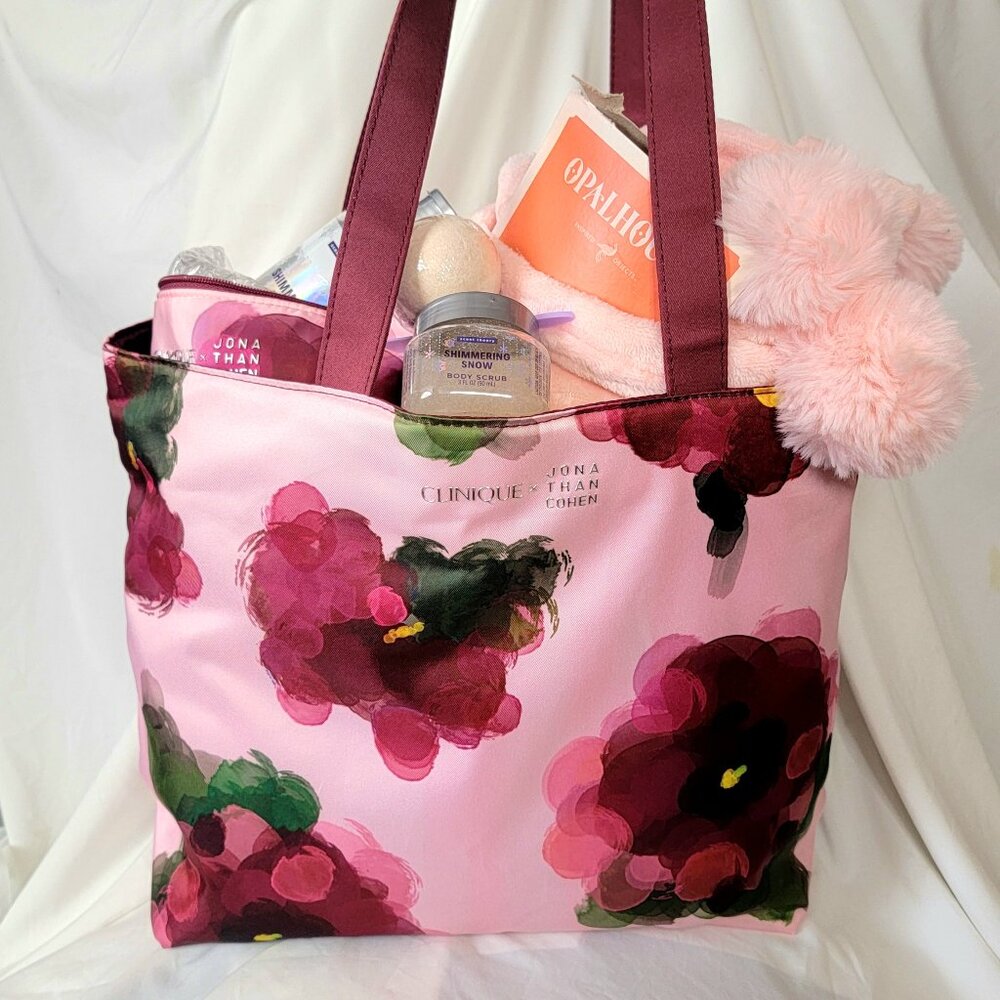 Clinique x Jonathan Cohen Ultimate Floral Gift Bundle, 6 Pieces, Retails $85